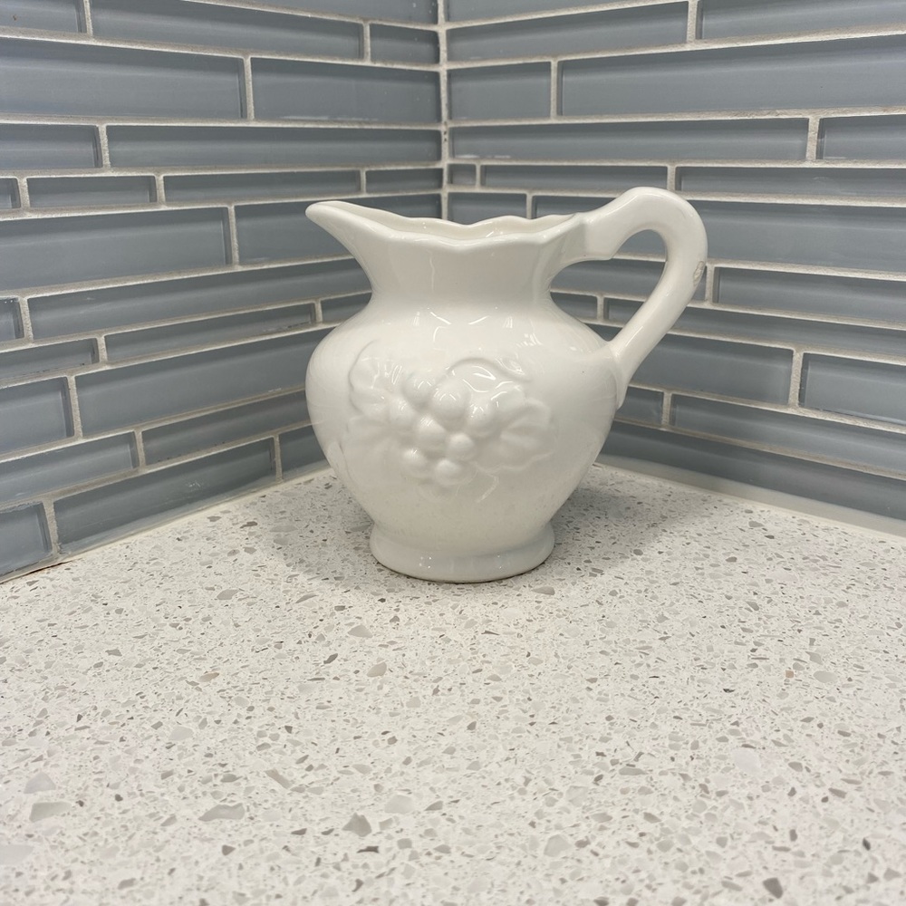 LEFTON’S Ceramic PITCHER GRAPES, #2016N-W